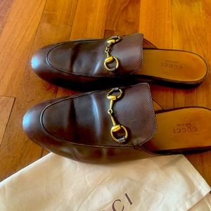Gucci horse bit accent leather mules